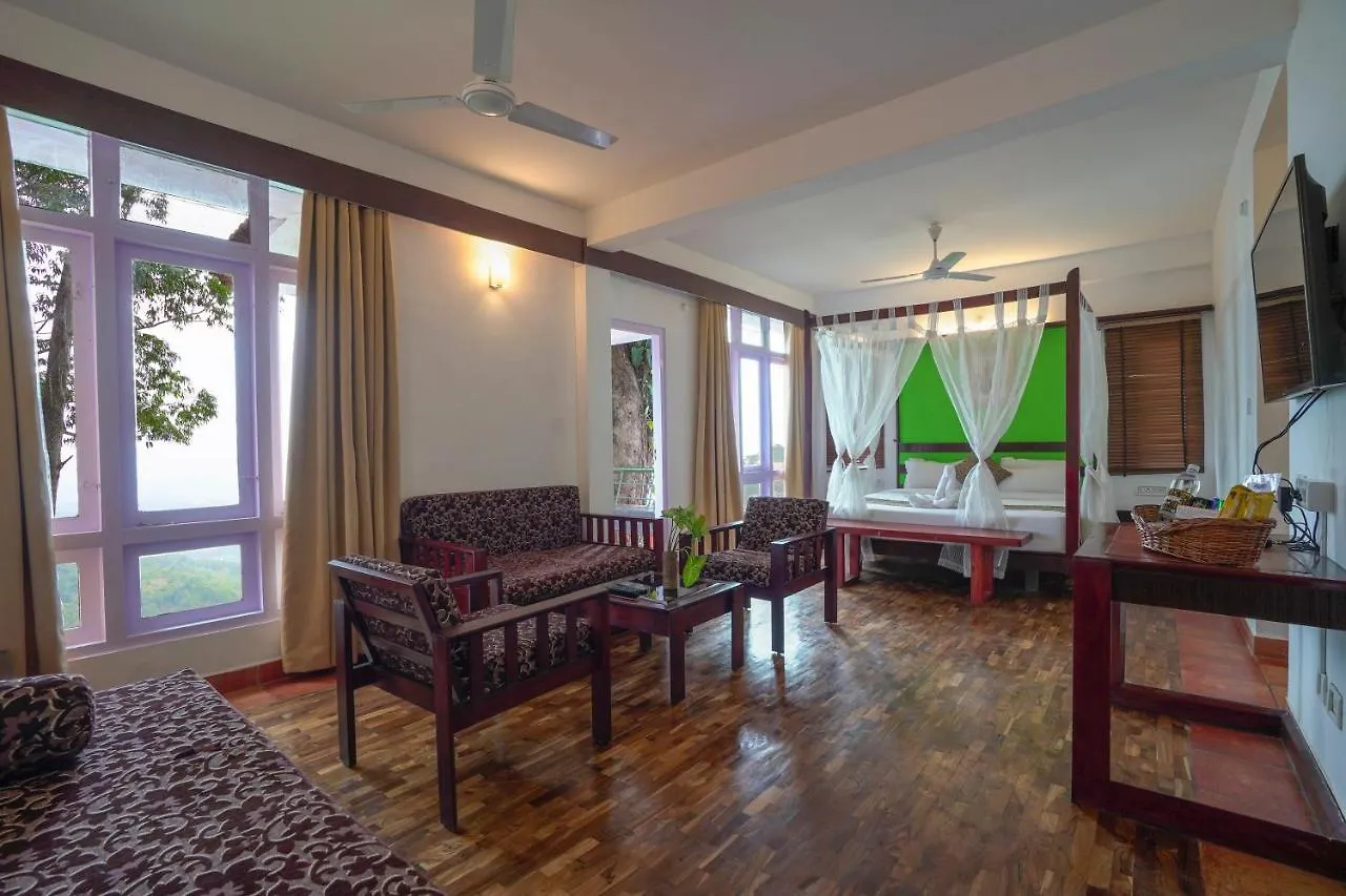 Курортный комплекс Tea Valley Resort, Муннар
